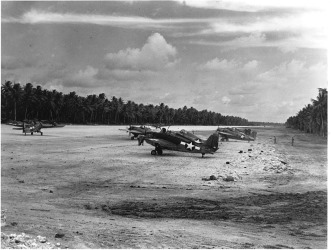 800px-Nanumea_Airfield_1943
